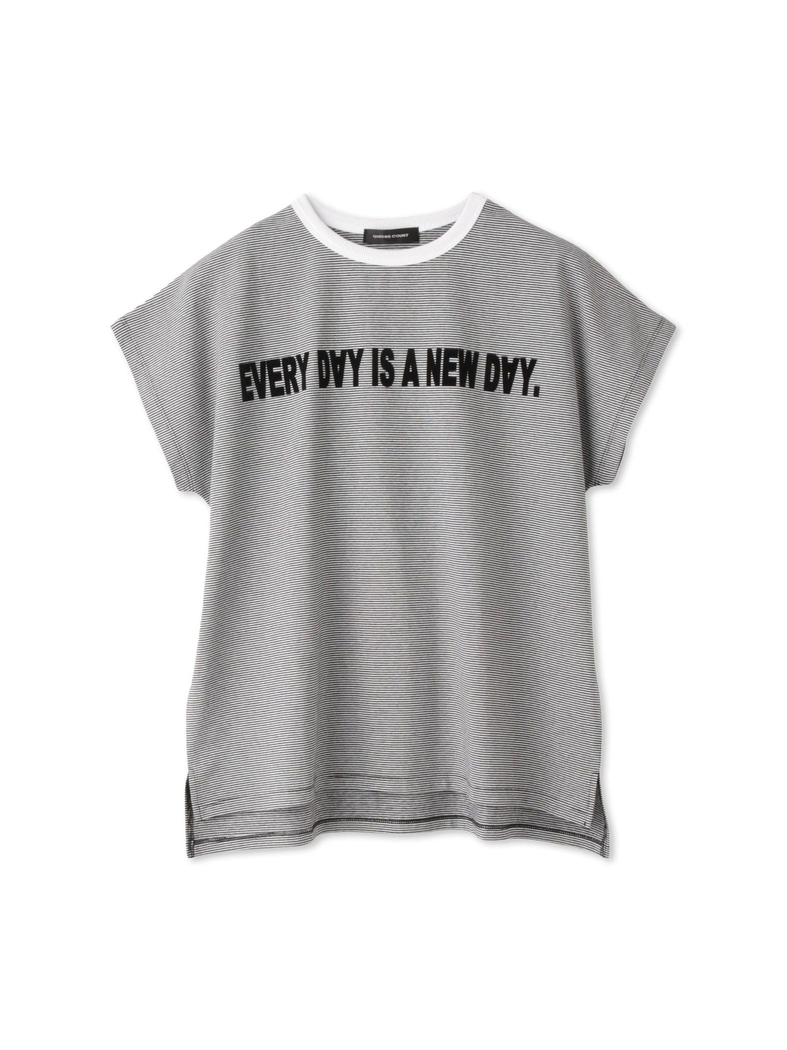 ナローボーダーステートメントTシャツ