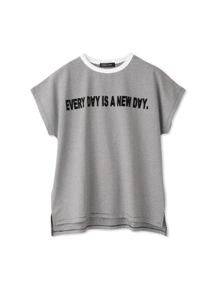 ナローボーダーステートメントTシャツ