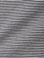 ナローボーダーステートメントTシャツ