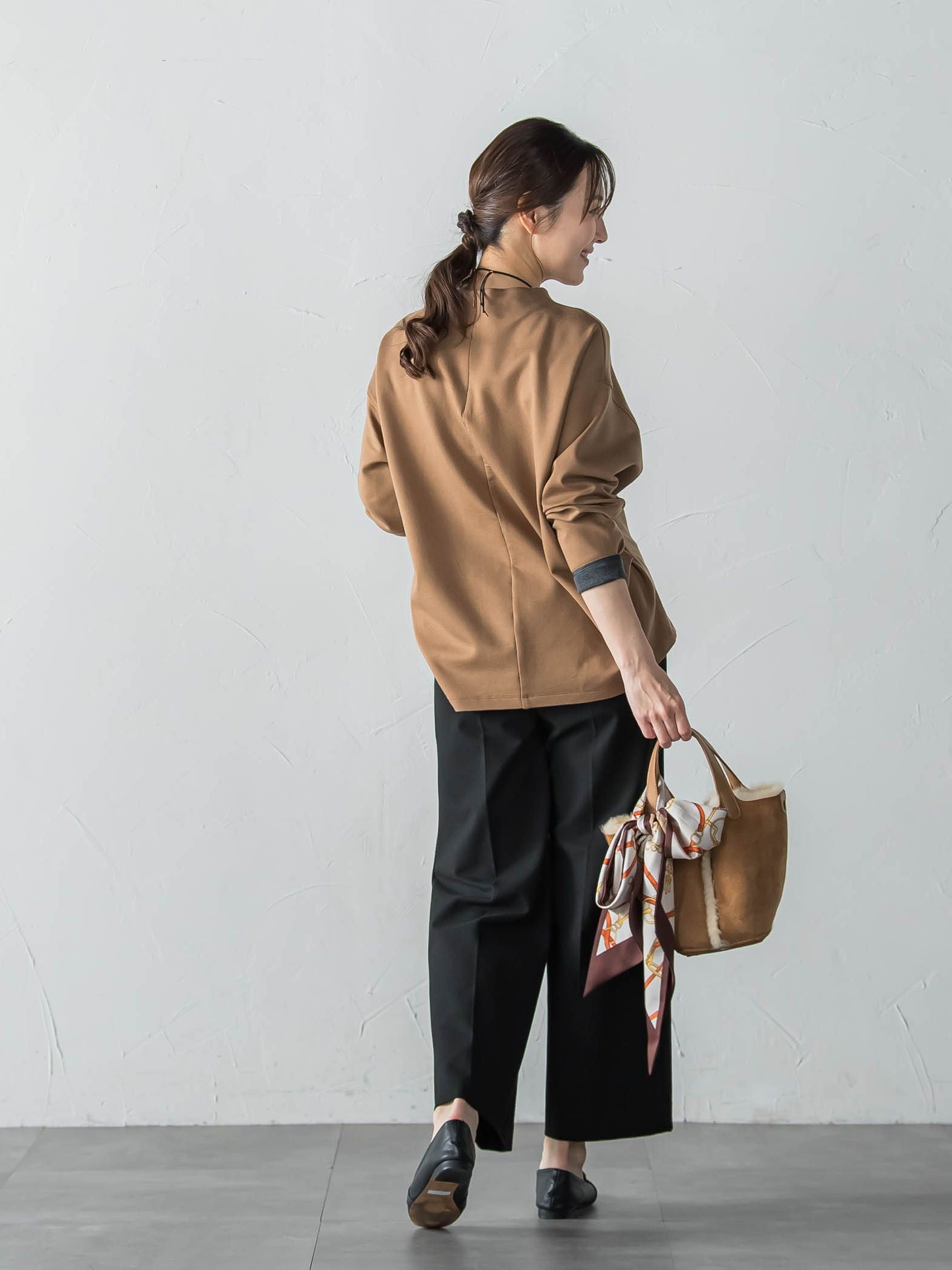 ソフトストレッチダンボールカットソー