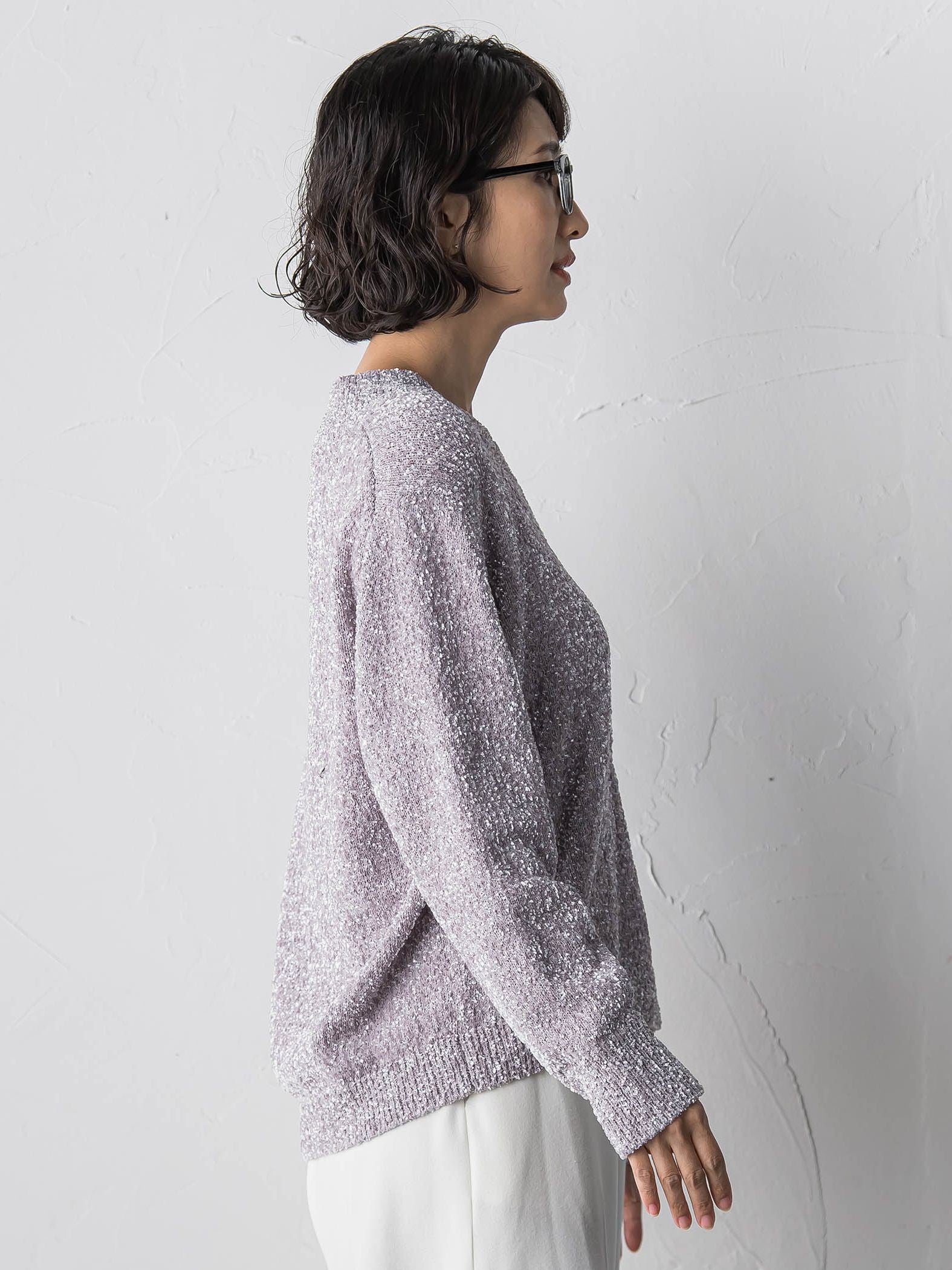 ツヤモールVネックニット