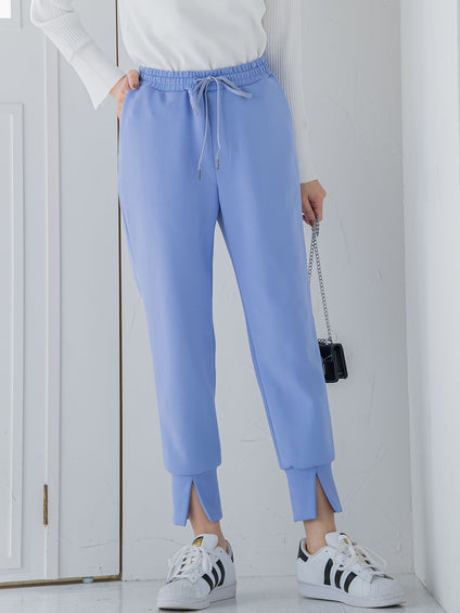 【ビッキー定番/ロングシーズン大活躍の多機能素材/L号サイズ登場！】裾スリットジョガーパンツ《洗濯機で洗える》