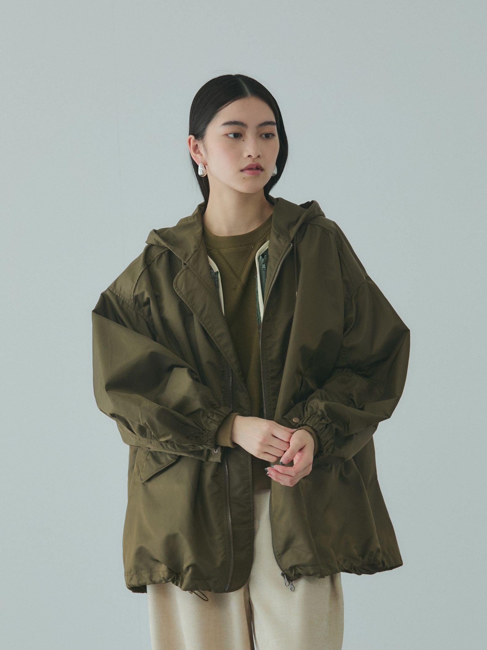 ボアライナー付きナイロンフーディブルゾン≪洗濯機で洗える≫