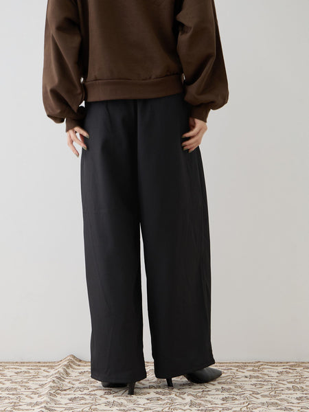 エステルツイルタックパンツ