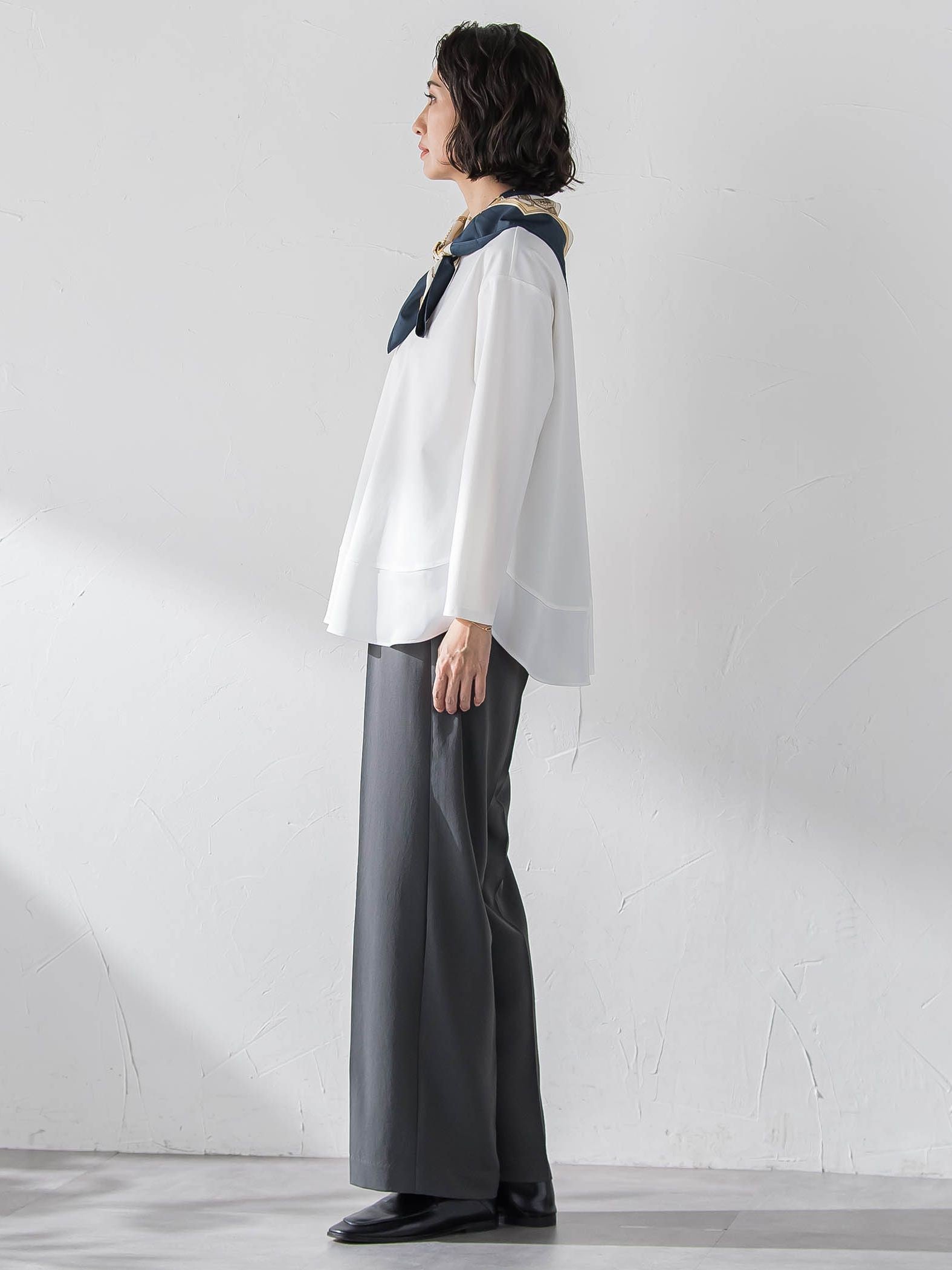 タッセル柄スカーフ