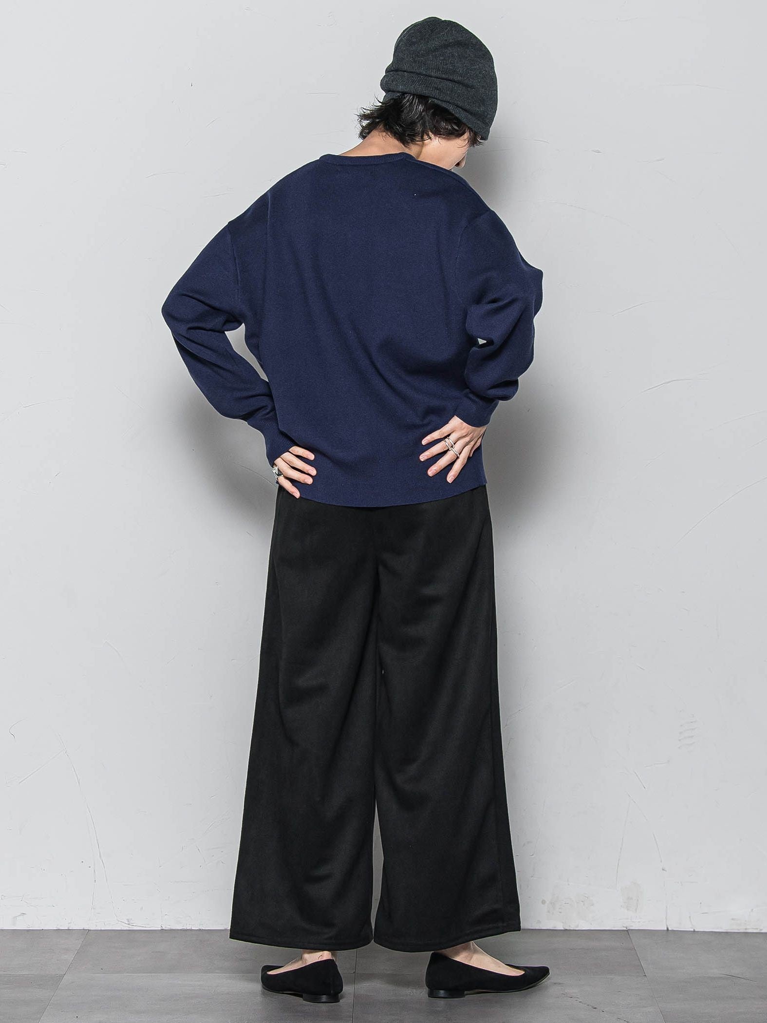 【WEB限定】刺繍ロゴニットプルオーバー≪洗濯機で洗える≫