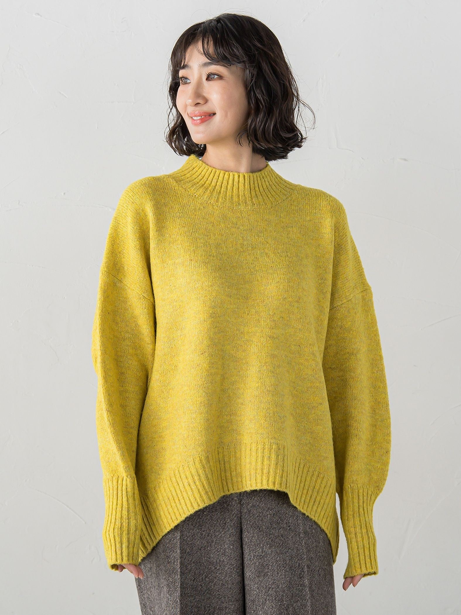 【WEB限定】”毎日頼れる”ゆったりモックネックニット