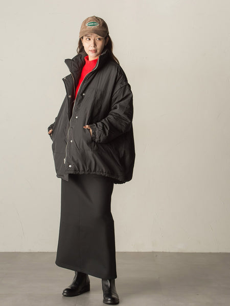 ラエフタフタダウンフード付き ブラック ダウンジャケット