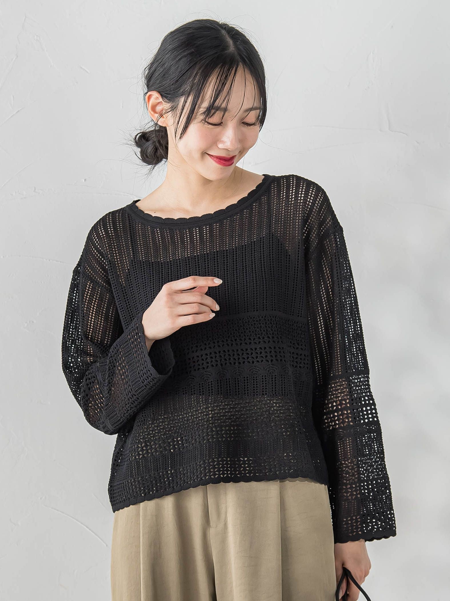 レース柄ニット