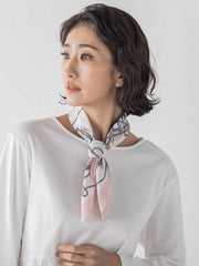 タッセル柄スカーフ