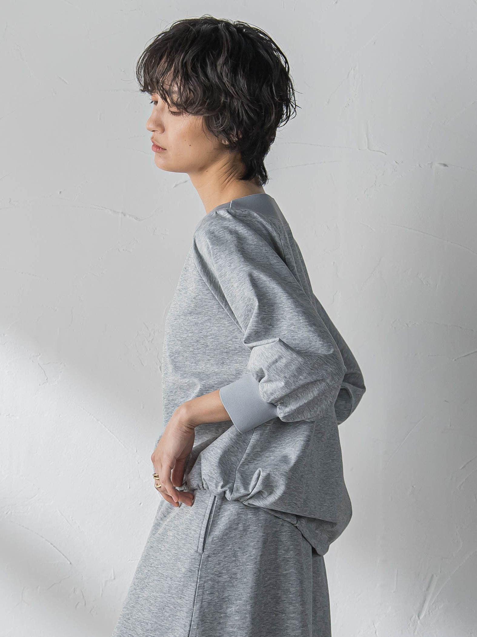 ボートネックドロストヘムスカートセットアップ