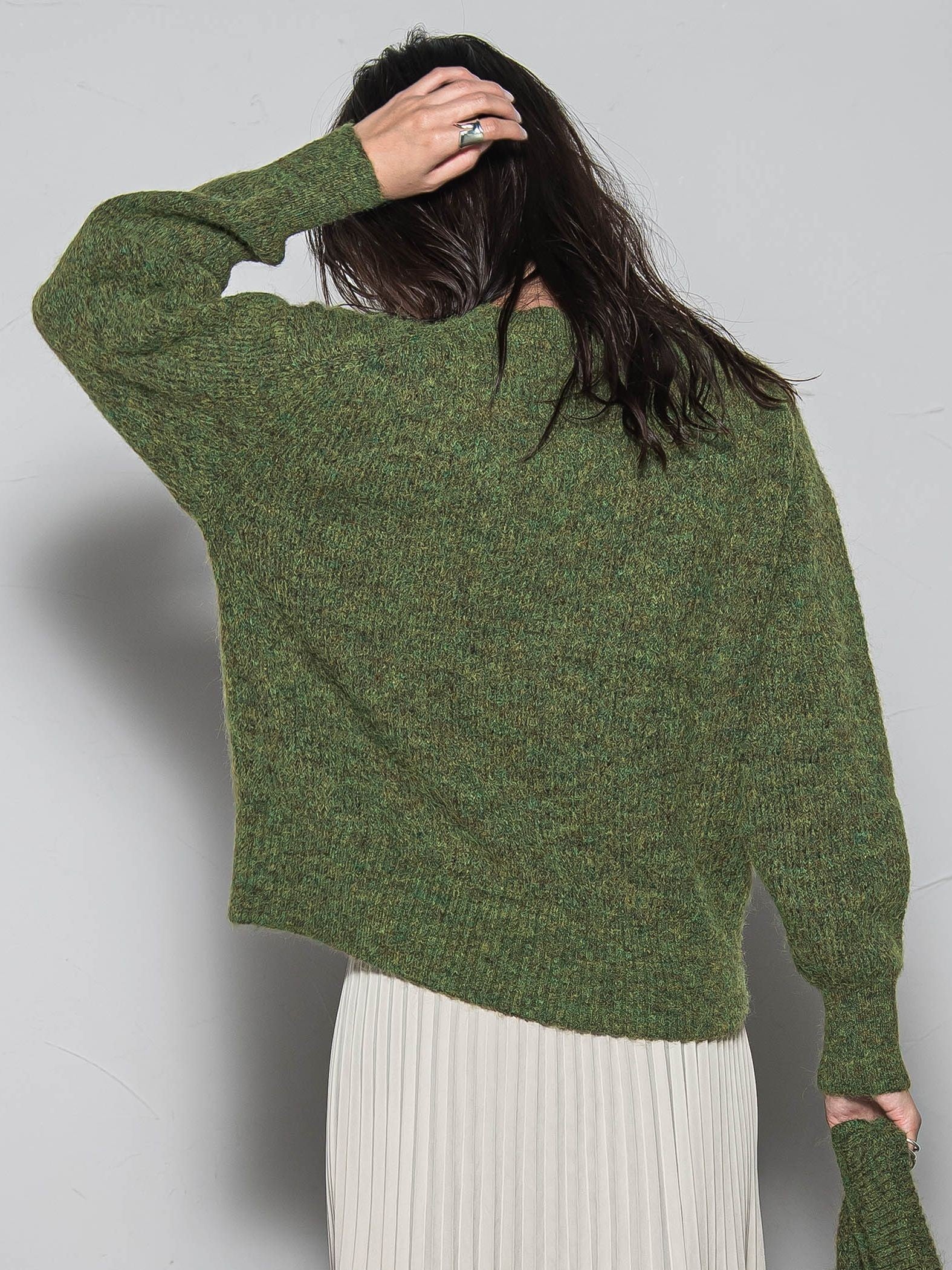 フラッフィークルーネックニット≪手洗い可能≫