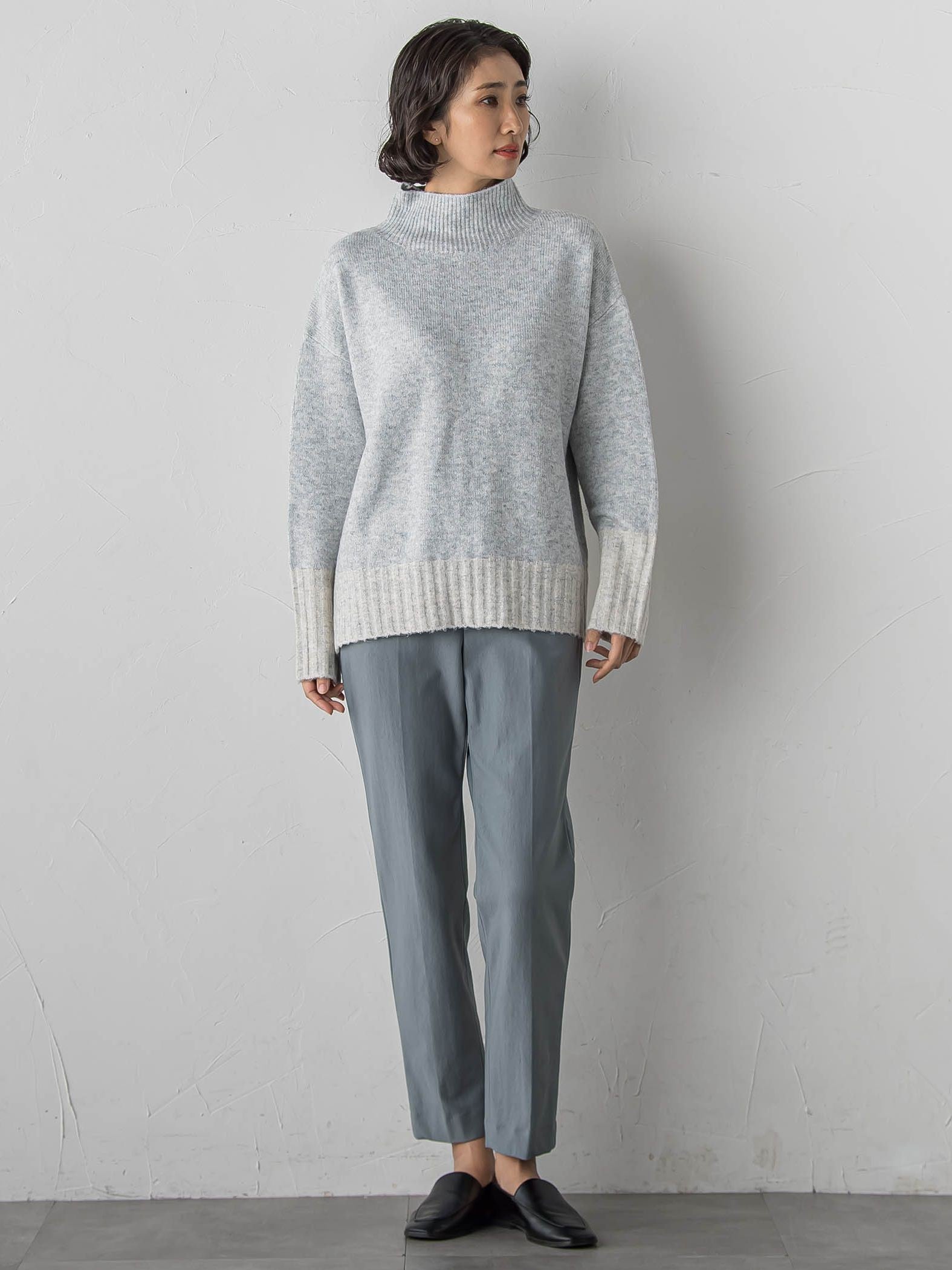 【WEB限定】”ふんわり配色の”もっちりハイネックニット