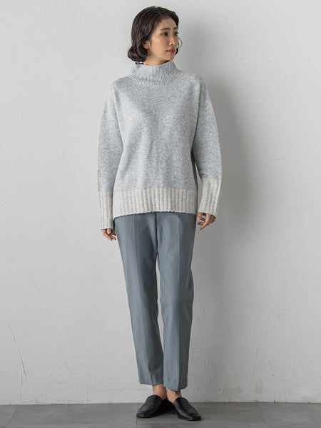 【WEB限定】”ふんわり配色の”もっちりハイネックニット