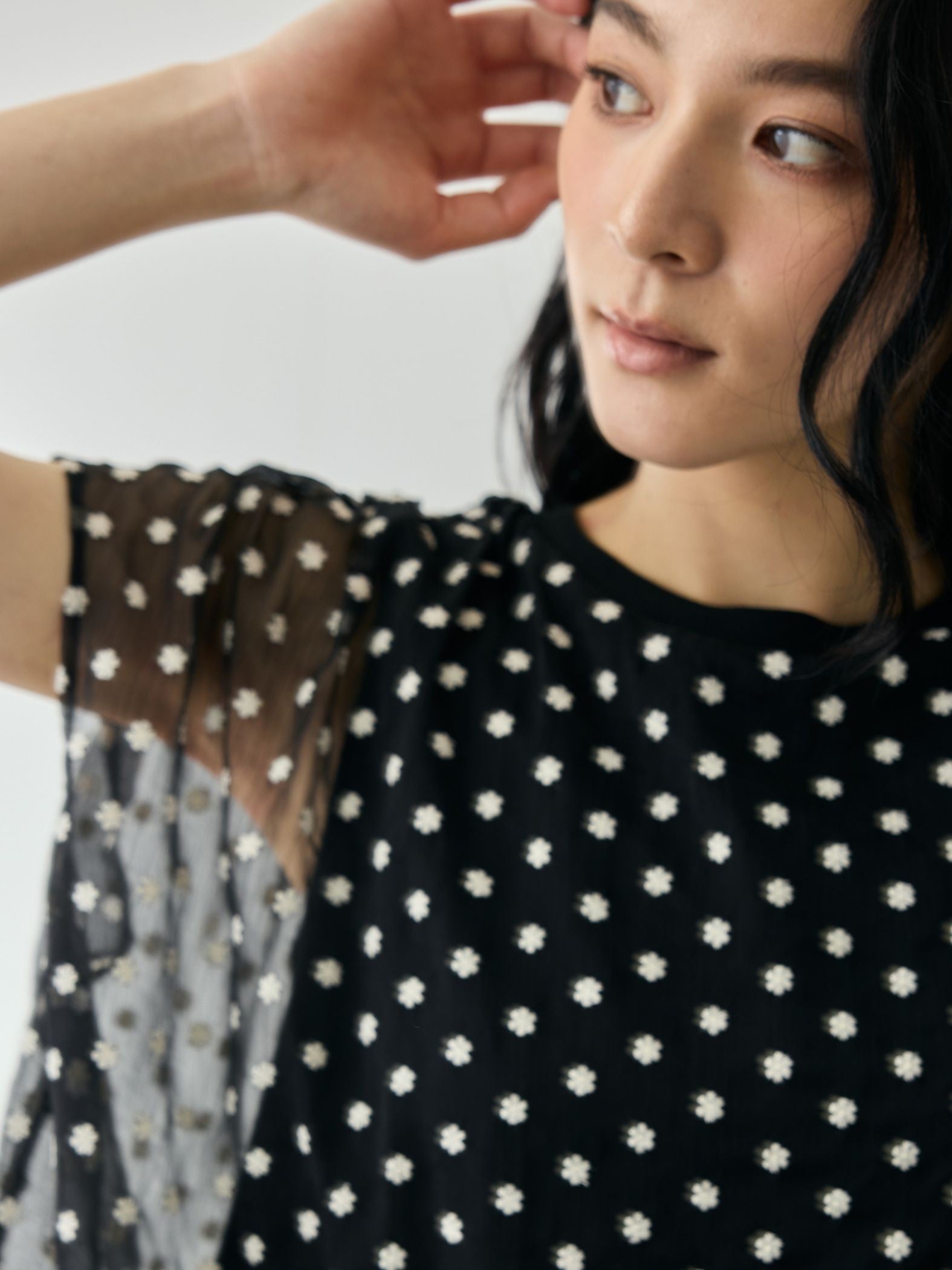 フラワー刺繍前後2WAYブラウス