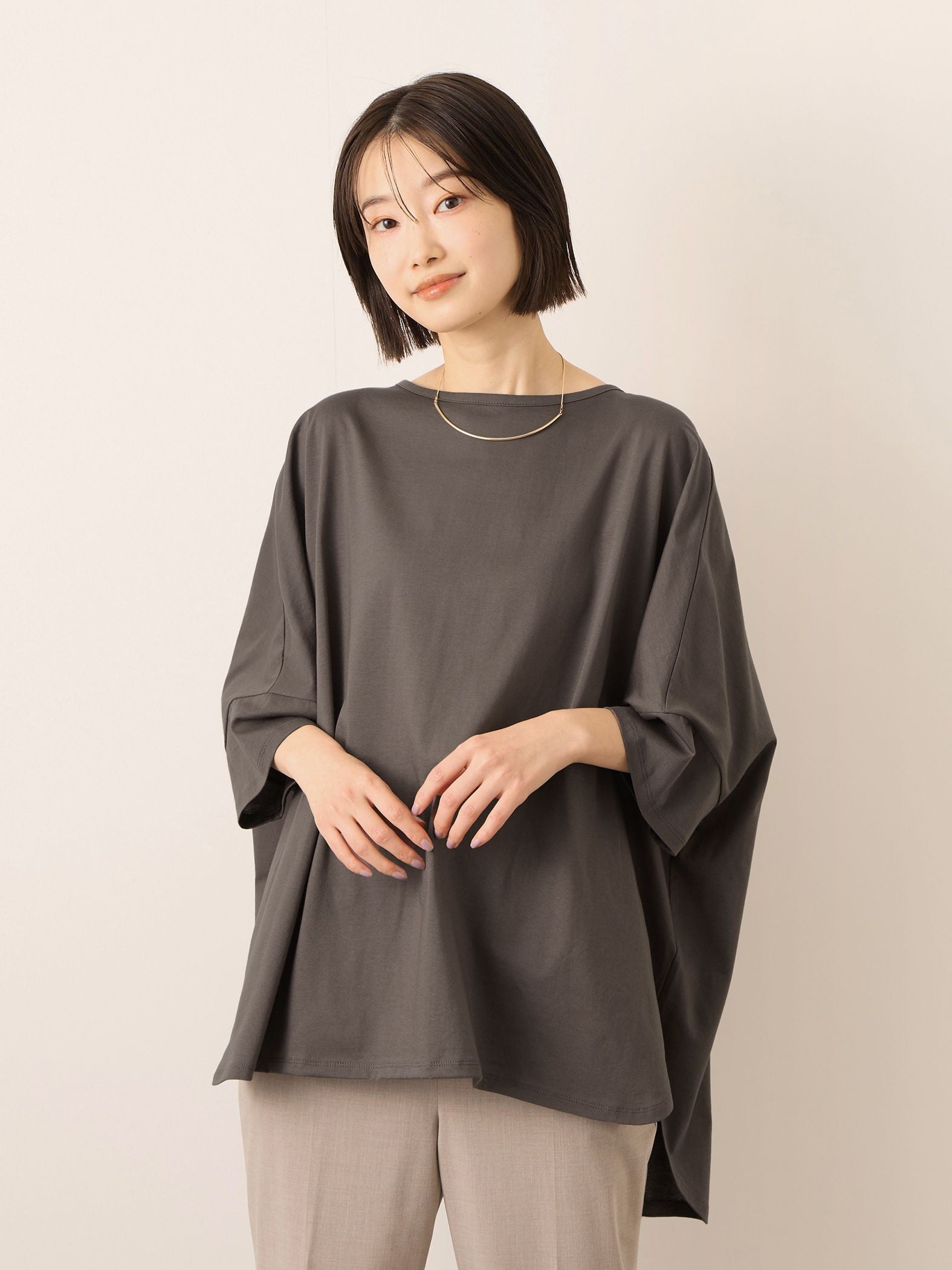 《予約》【機能するミニマル服】ポンチョTシャツ 《UVカット》