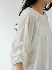 ホイップタックスリーブブラウス