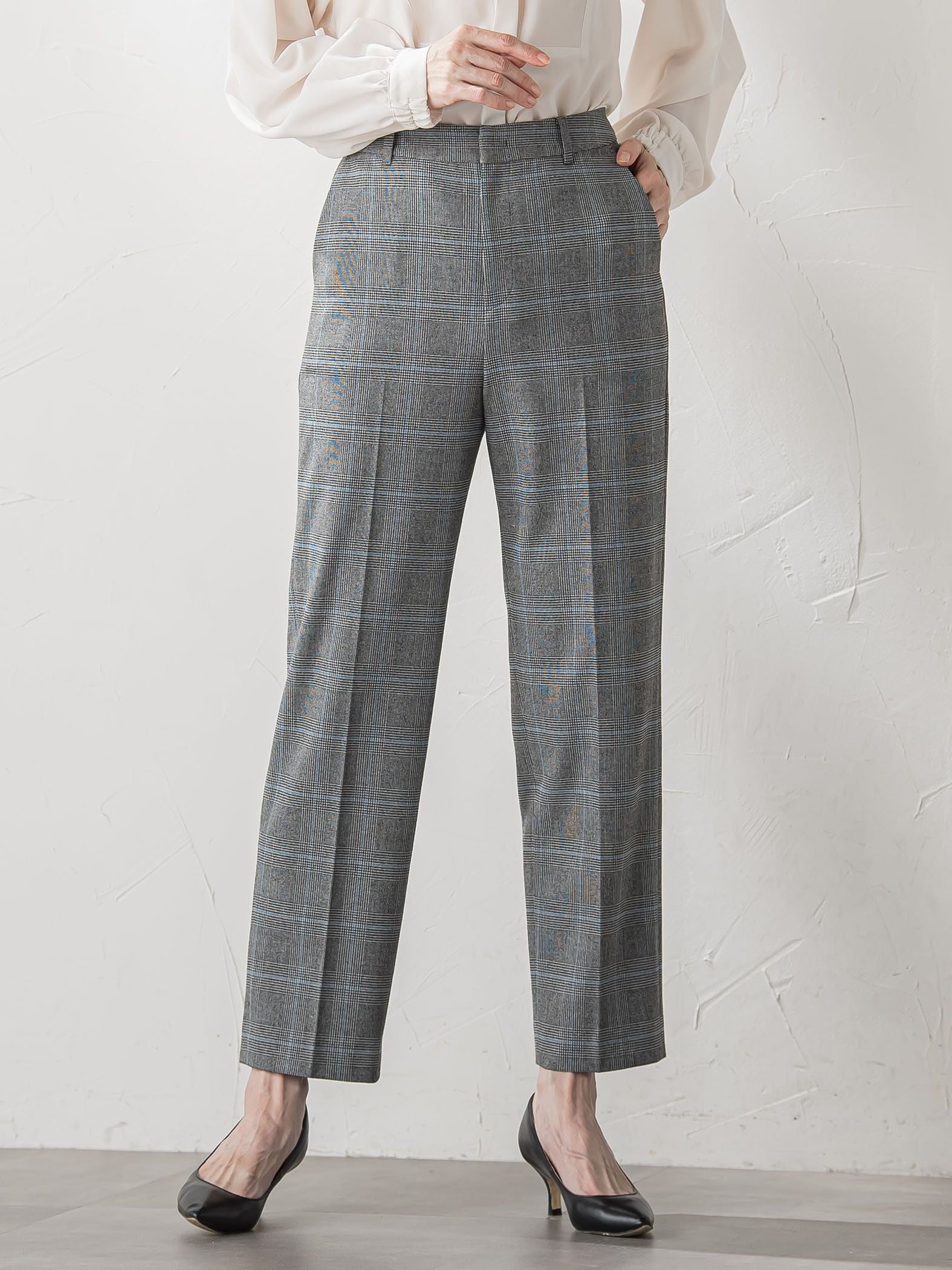 ピクシエスタストレートパンツ≪洗濯機で洗える≫