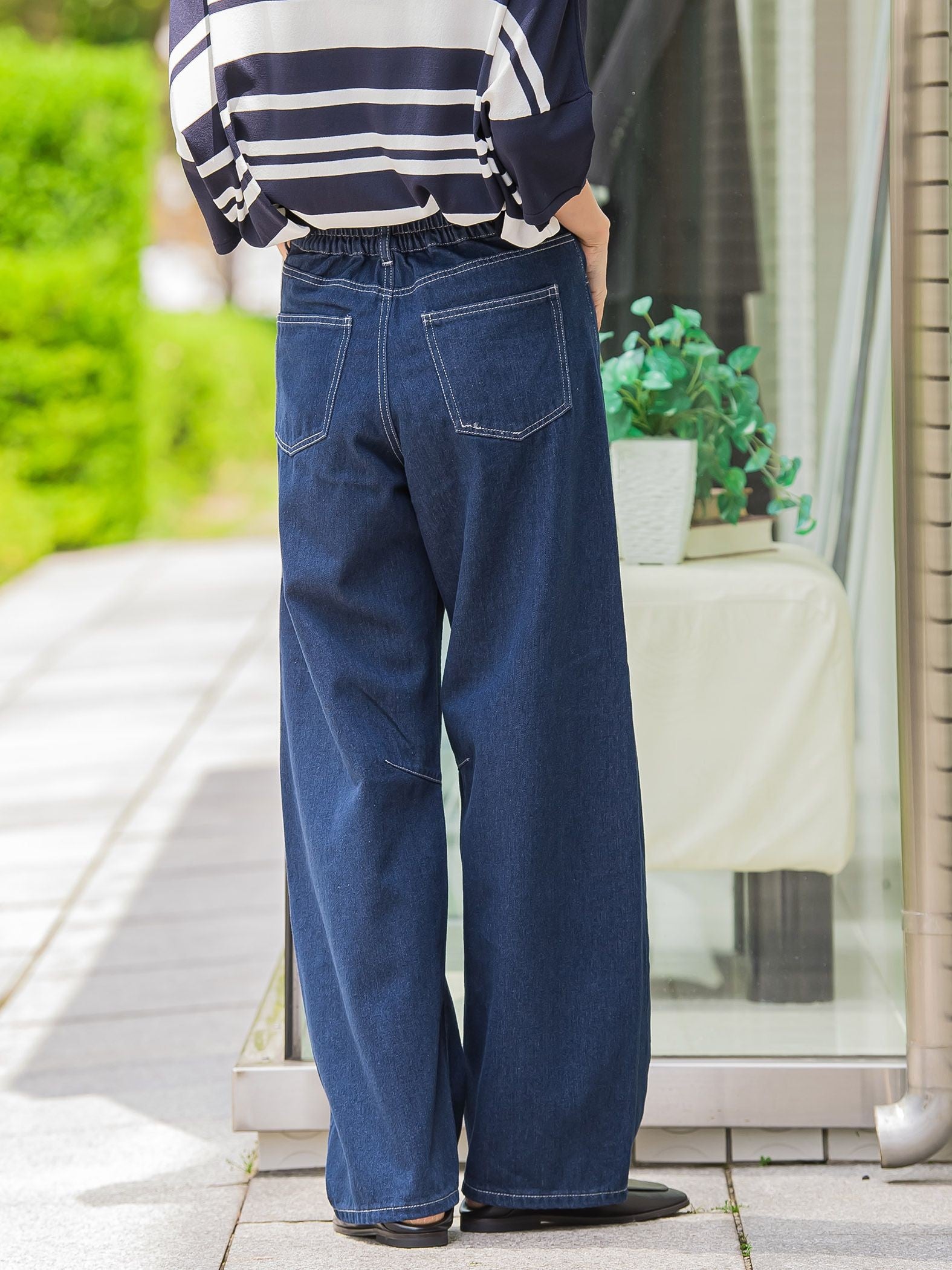 【WEB限定】デニムカーブパンツ≪洗濯機で洗える≫