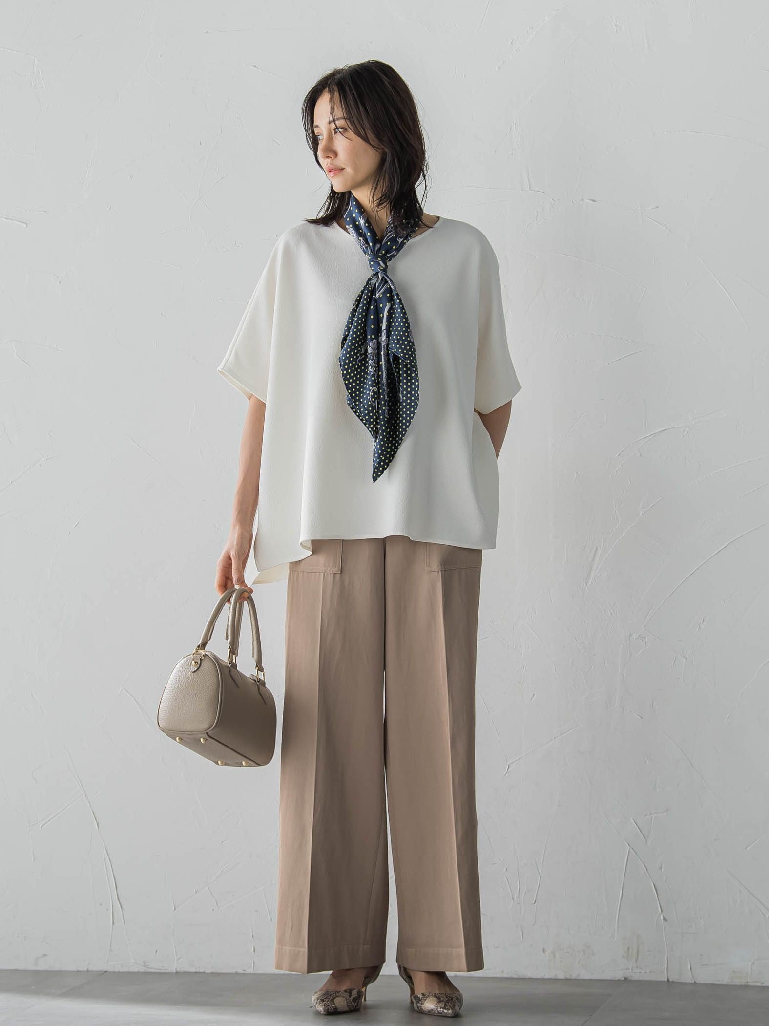 【WEB限定】【manipuri】＜シルクスカーフ88＞ ドットビット