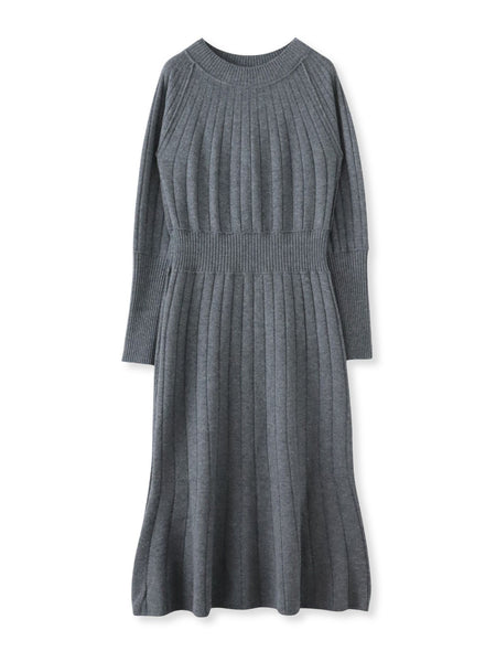 ニットワンピース