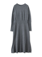 ニットワンピース