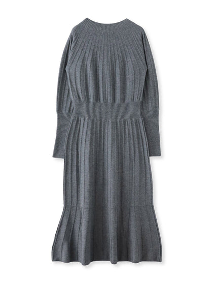 ニットワンピース