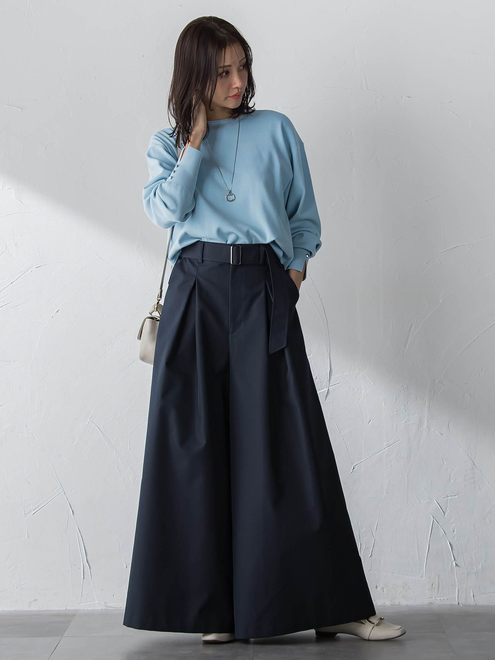 【新色追加】袖ボタンクルーネックニット ≪手洗い可能≫