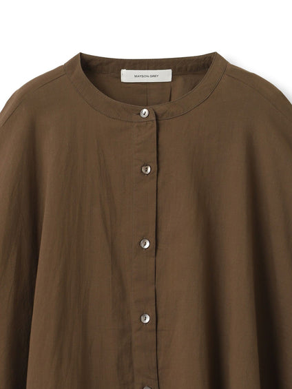 キャンブリックバック刺繍ブラウス