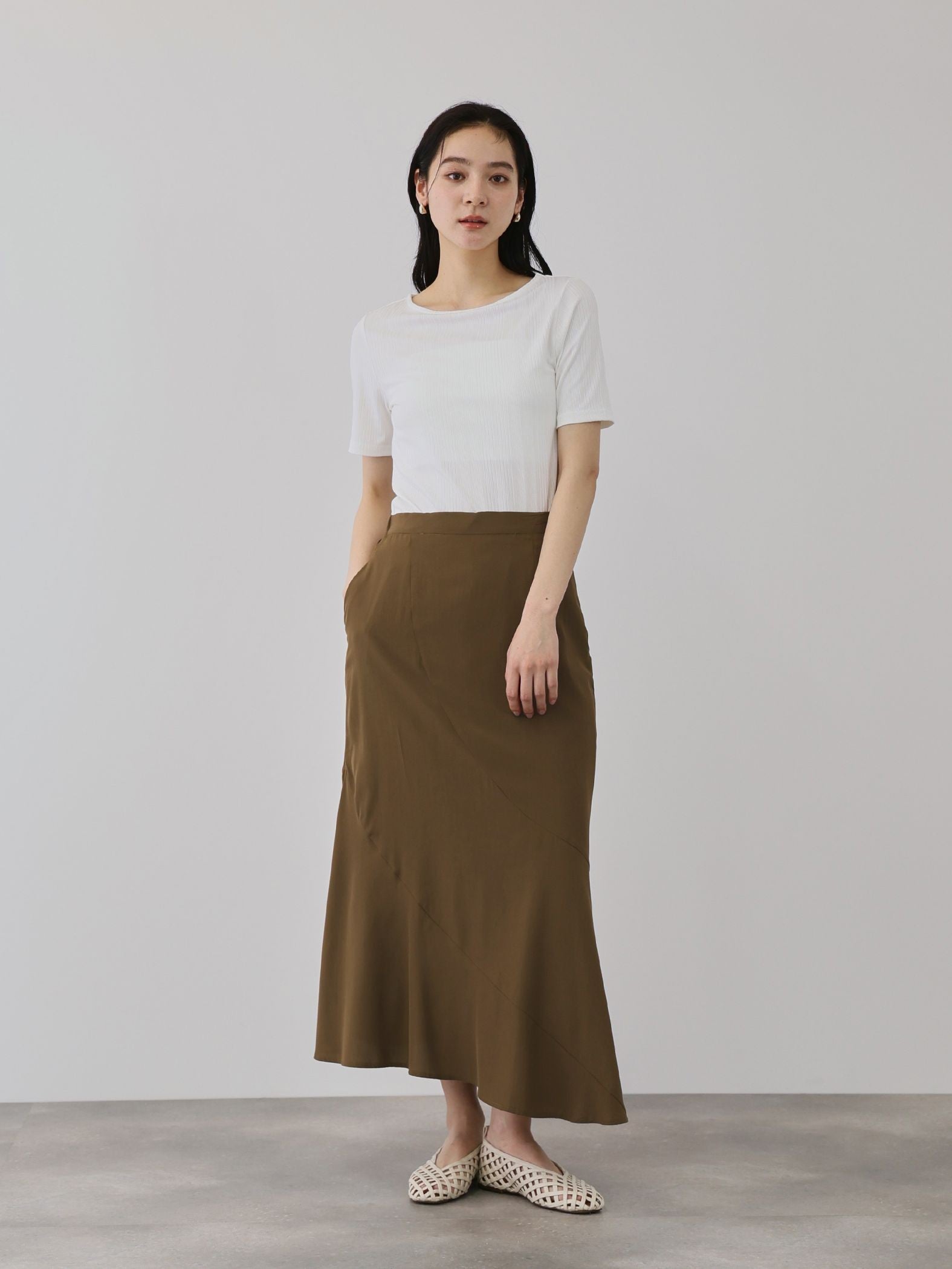 デシンバイアスマーメイドスカート