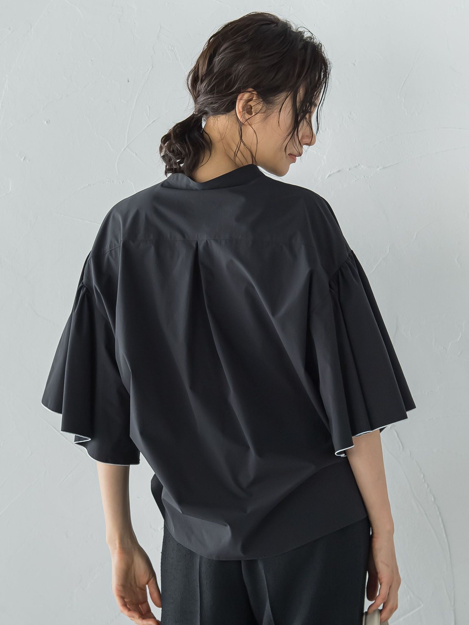 ストレッチフレアスリーブブラウス≪洗濯機で洗える≫