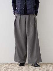 エステルツイルタックパンツ