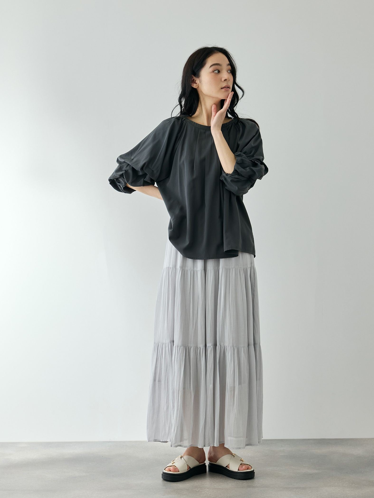 ホイップタックスリーブブラウス