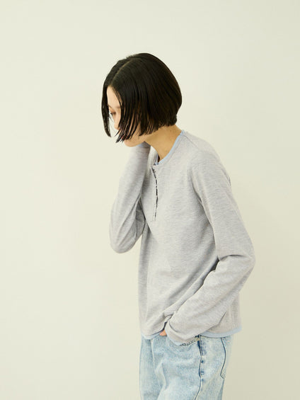 ヘンリーネックレイヤードTシャツ