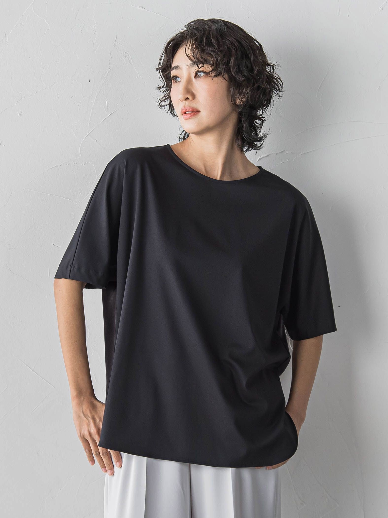 バックサテン切り替えスムースカットソー