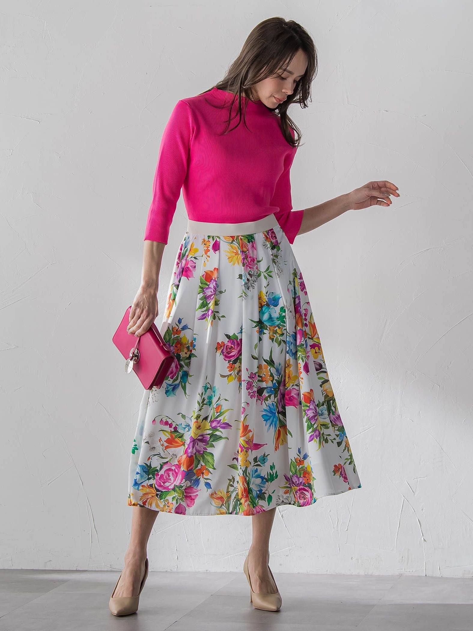 ビッグフラワーブーケスカート