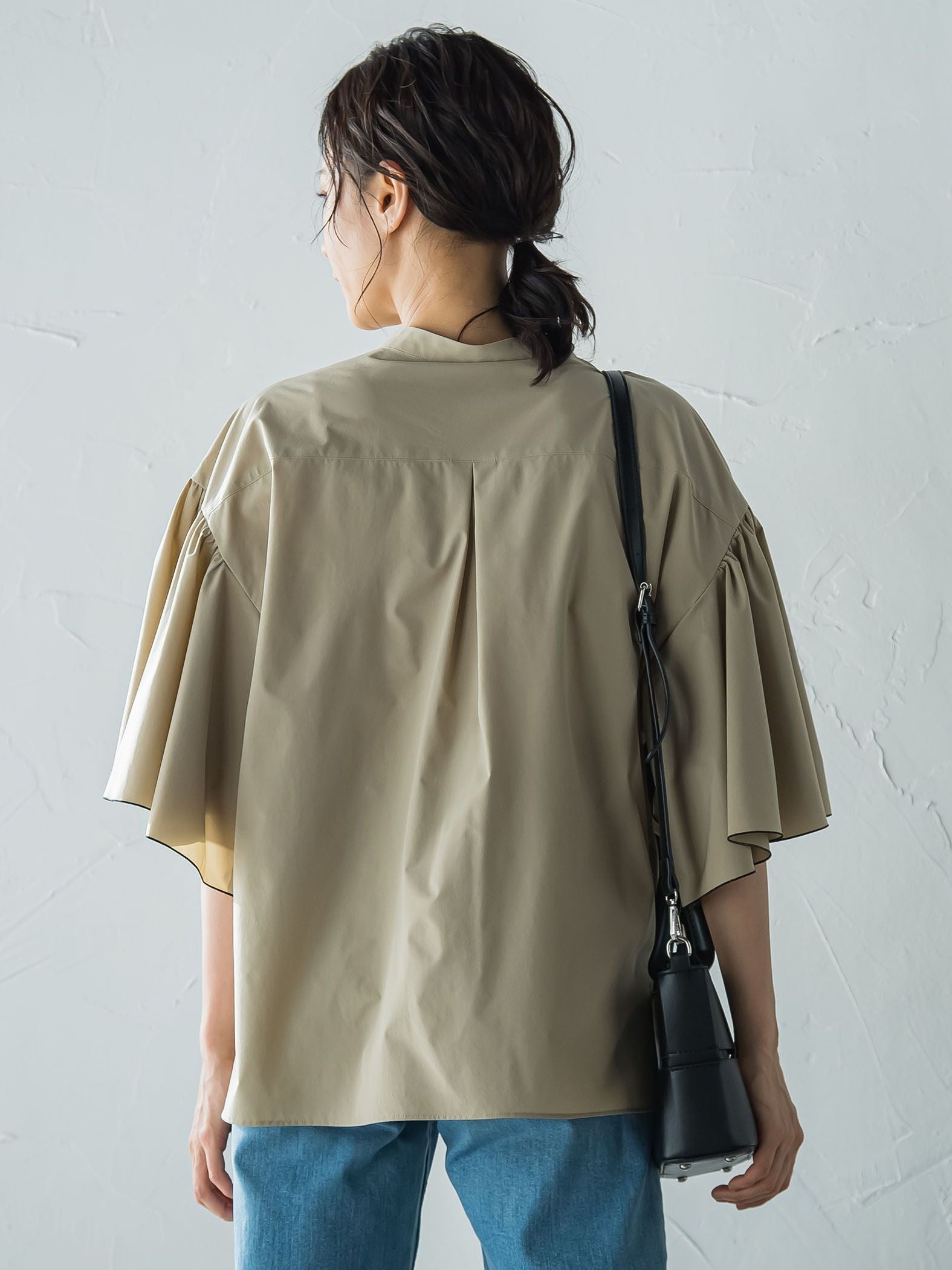 ストレッチフレアスリーブブラウス≪洗濯機で洗える≫