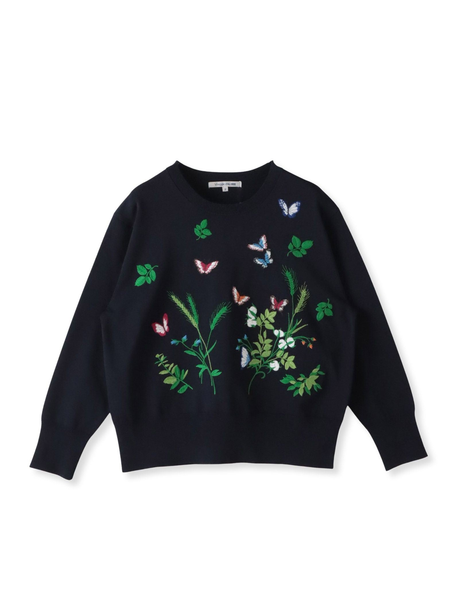 バタフライ刺繍ニット≪手洗い可能≫