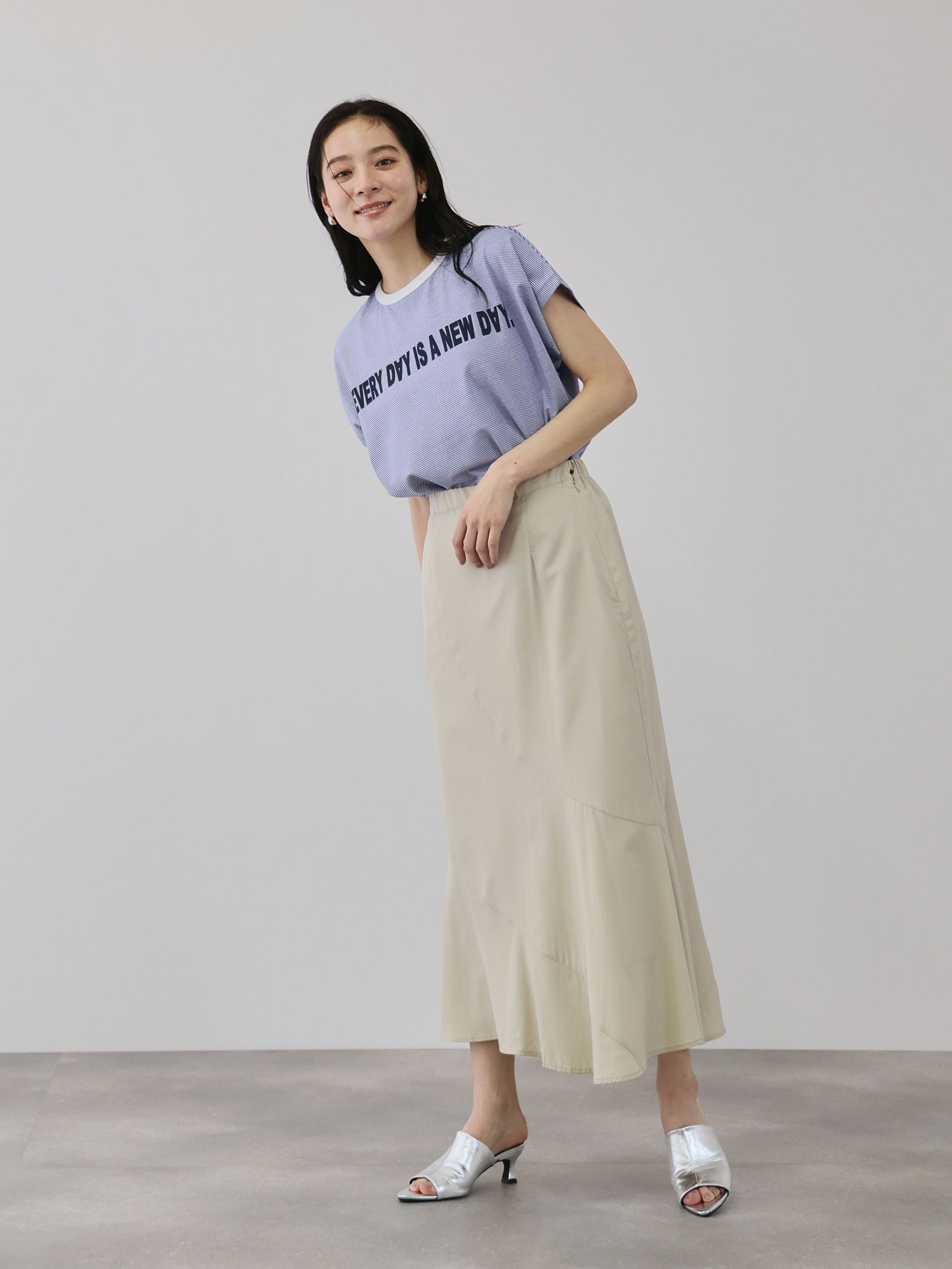 デシンバイアスマーメイドスカート