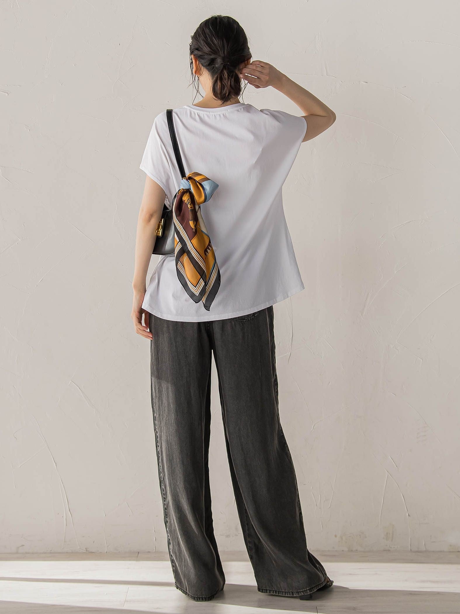 レースたたき付けプリントTシャツ