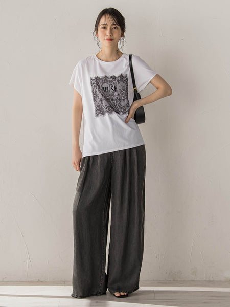 レースたたき付けプリントTシャツ