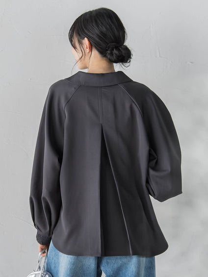 【WEB限定】パウダーストレッチ合わせネックブラウス≪手洗い可能≫