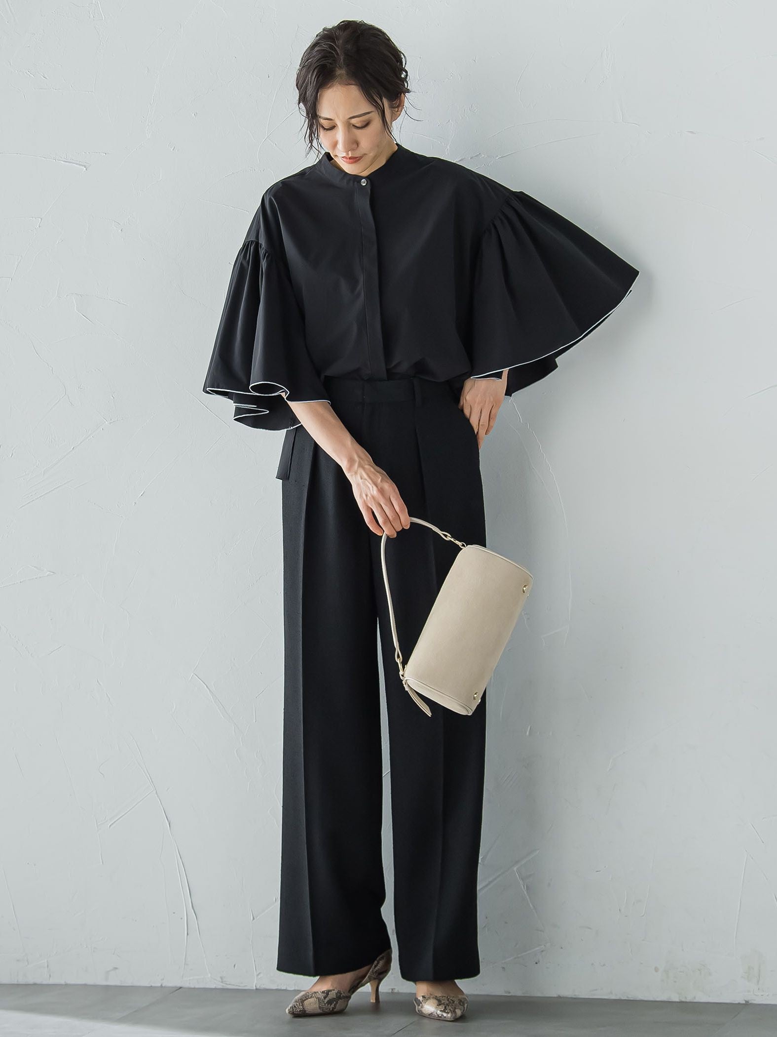 ストレッチフレアスリーブブラウス≪洗濯機で洗える≫