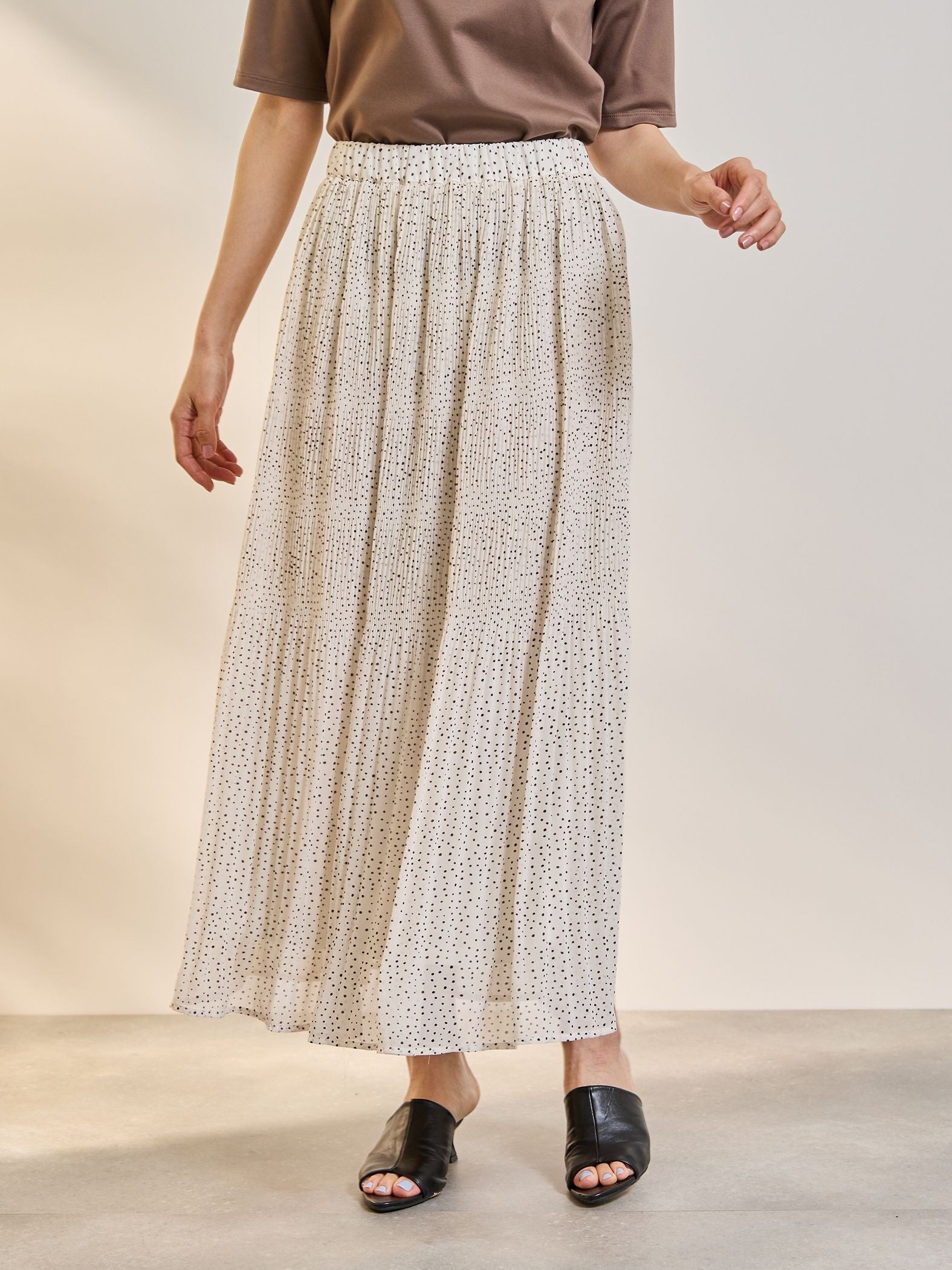 ランダムドットマジョリカプリーツスカート