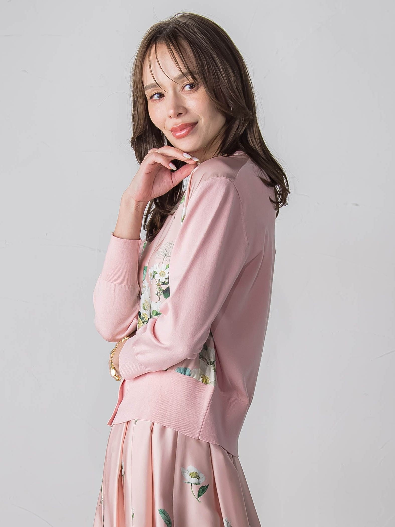 クリスマスローズカーディガン