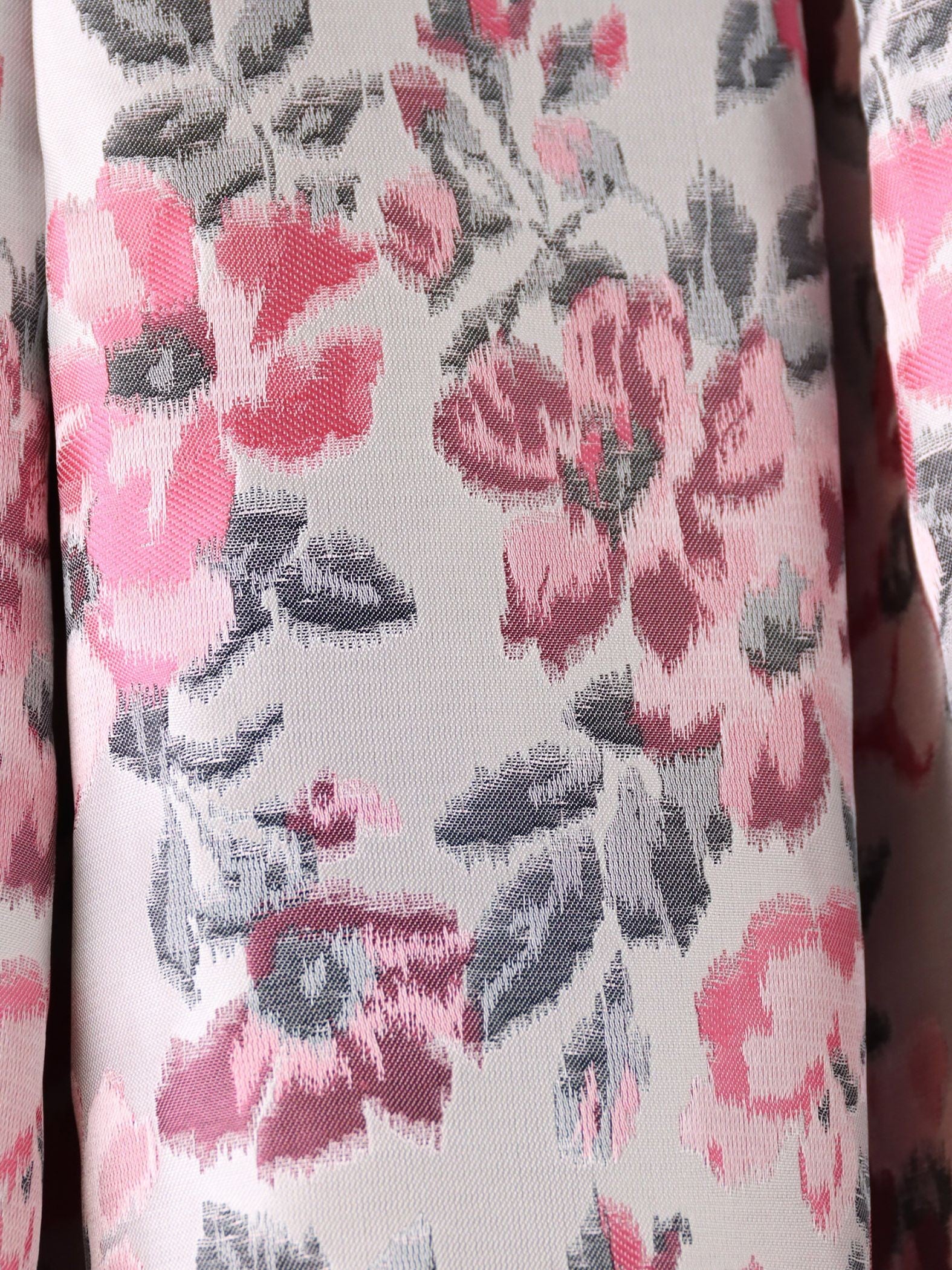 花柄タックスカート