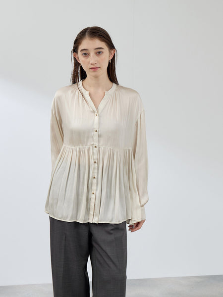 割繊サテンキーネックペプラムブラウス≪手洗い可能≫