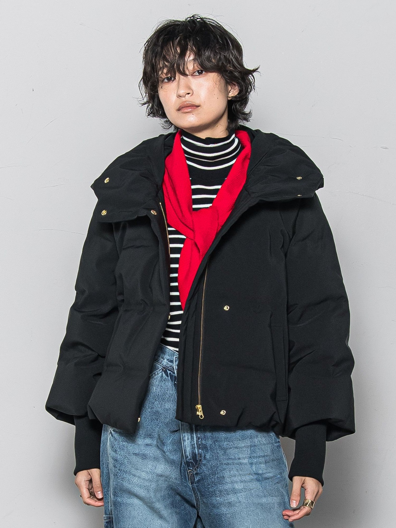 袖口リブシームレスダウンジャケット