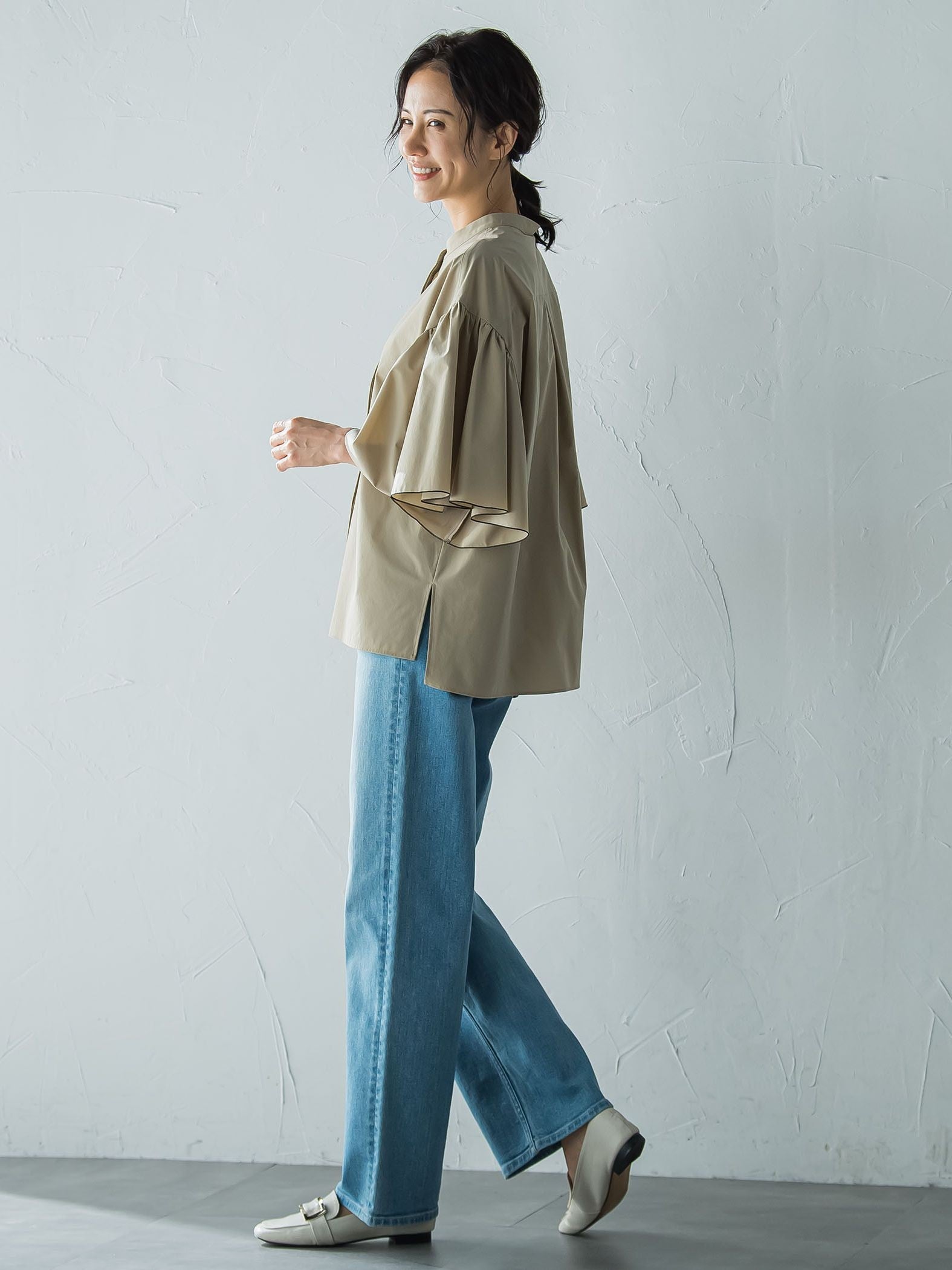 ストレッチフレアスリーブブラウス≪洗濯機で洗える≫