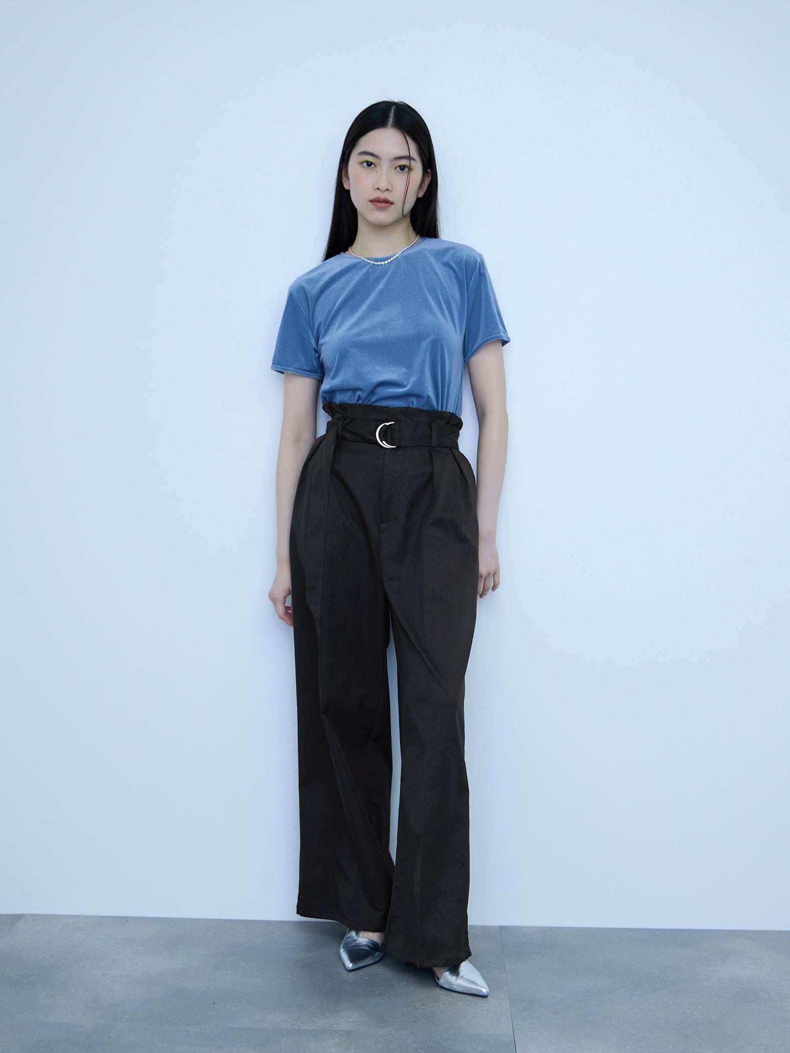 【大人の抜け感】ツイルチノワイドパンツ